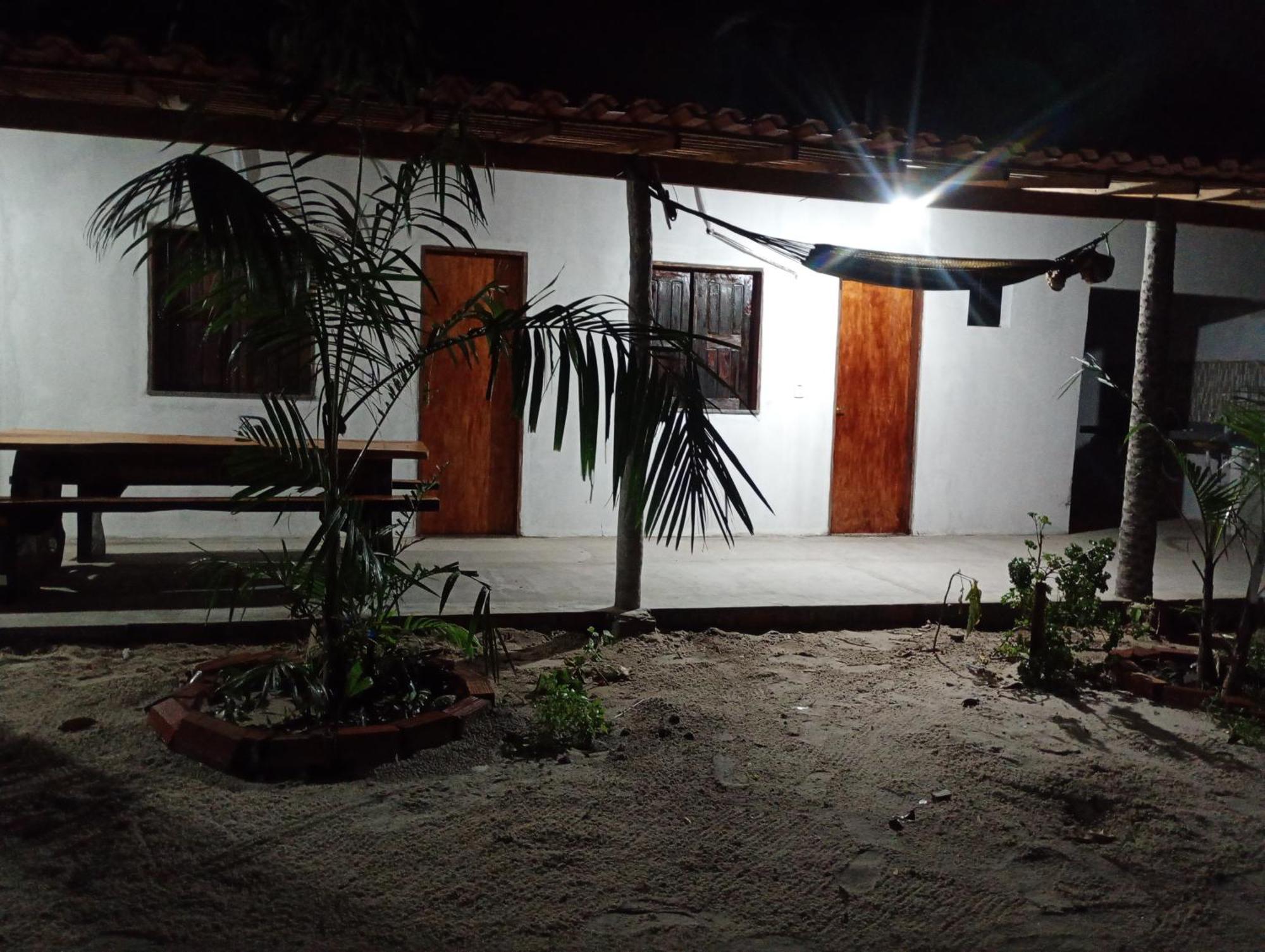 Hostel E Camping Na Rua Das Flores Santo Amaro do Maranhao 外观 照片