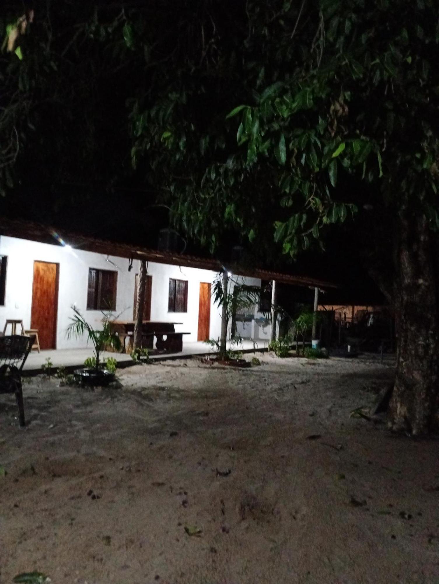 Hostel E Camping Na Rua Das Flores Santo Amaro do Maranhao 外观 照片