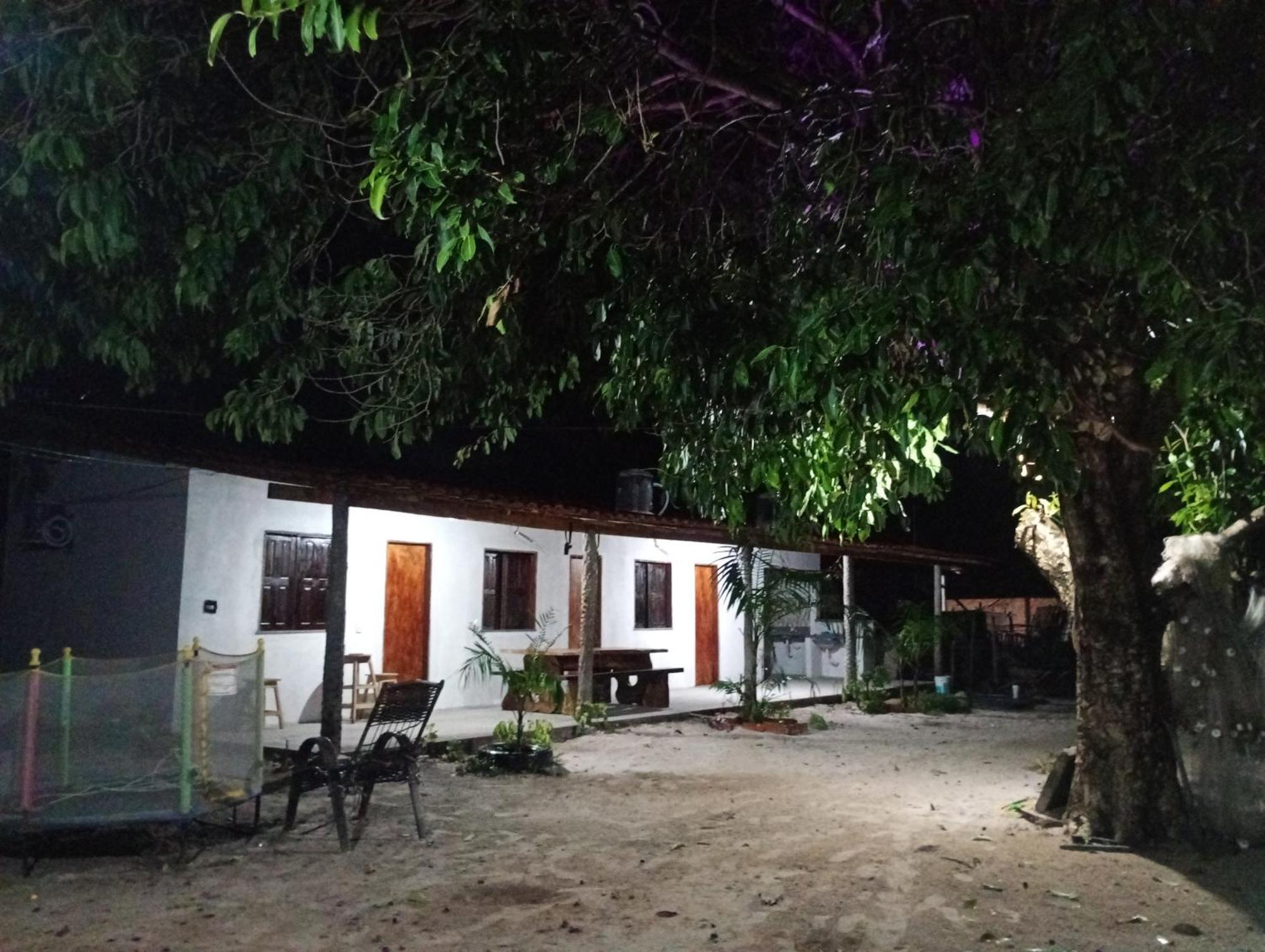Hostel E Camping Na Rua Das Flores Santo Amaro do Maranhao 外观 照片